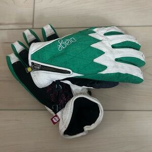 Women’s Snowboarding Gloves